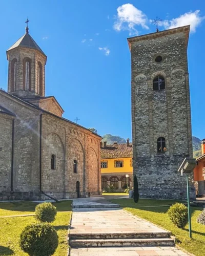 manastir raca