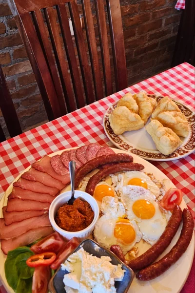 ručak u restoranu